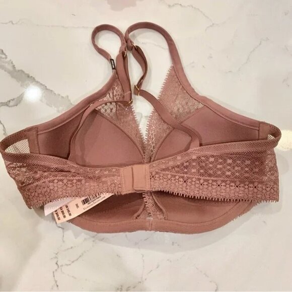 VS Vintage Rose Incredible Lightly-Lined Lace Plunge Bra - Picture 9 of 13